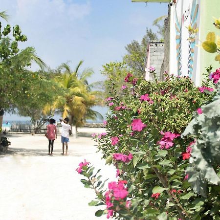 Beach Walk Villa Maldives Gulhi Bagian luar foto