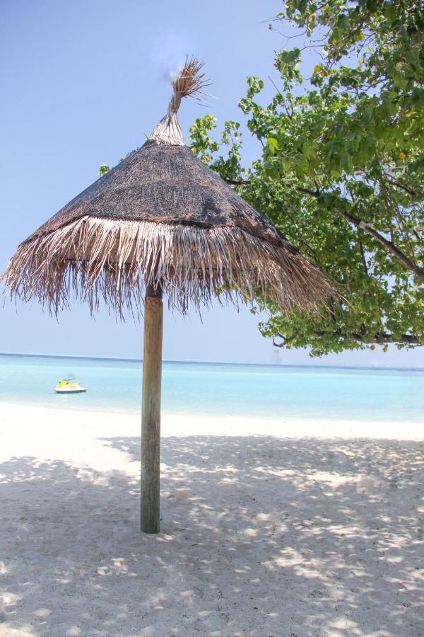Beach Walk Villa Maldives Gulhi Bagian luar foto